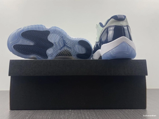 Cheap LUCY 11 Georgetown Jordan Air Low 528895-007 Retro 0809